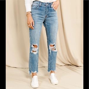 Shop Stevie Chicago Distressed Denim Size 5